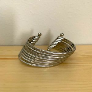Silver/Chrome Adjustable Bangle